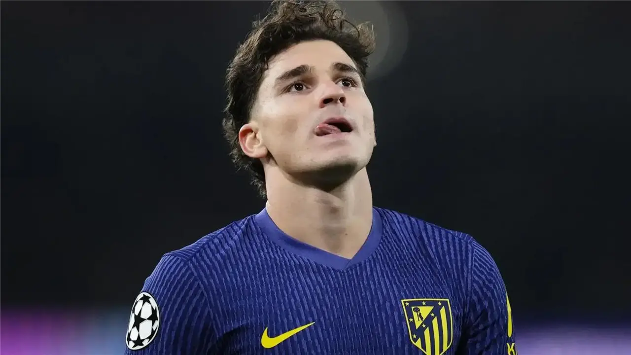 توتر العلاقة بين ألفاريز وإدارة أتلتيكو مدريد يفتح باب الرحيل المفاجئ قريباً